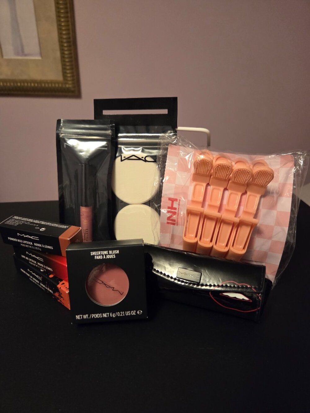 MAC cosmetics - Picture 3 of 5
